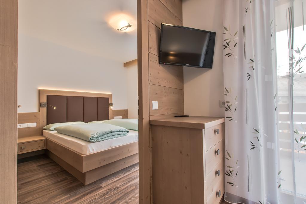 Apartments Ciasa Costa Бадия Экстерьер фото