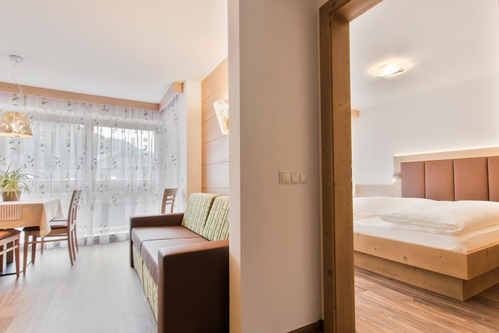Apartments Ciasa Costa Бадия Экстерьер фото